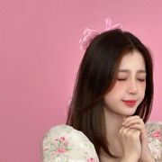 虞书欣Esther