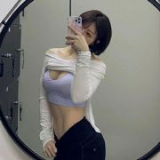 半枝桃色